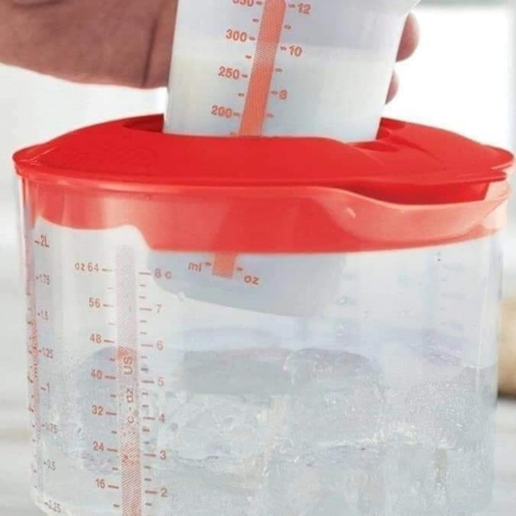 Tupperware Kitchen Tupperware Mix N Pour Pitcher Poshmark